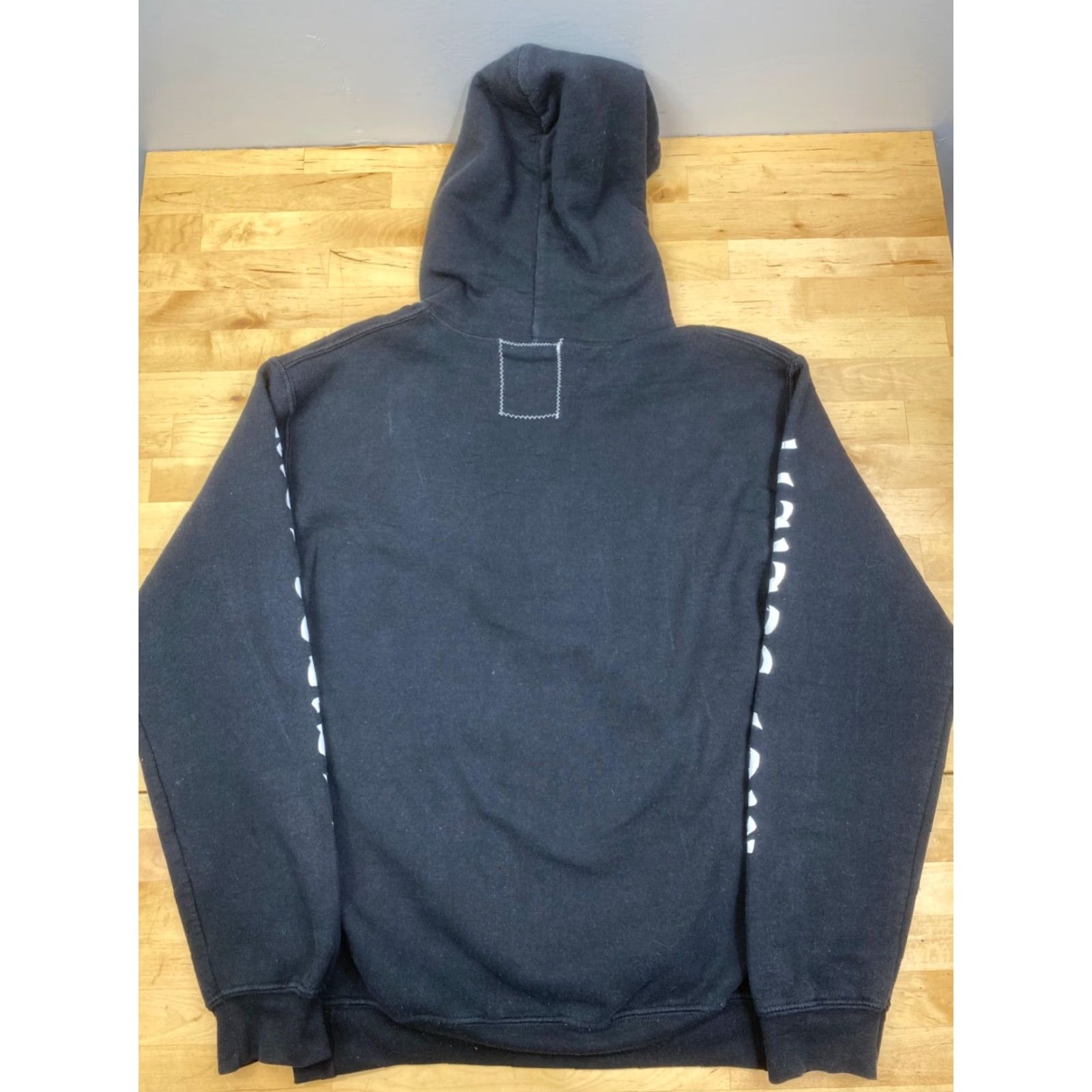Logo 7 Riot Society Hoodie Small Black Casual Logo Embroidered Floral Japanese #6851 Mens S Pullover Long Sleeve Graphic Print Size US S / EU 44-46 / 1 - 2 Thumbnail