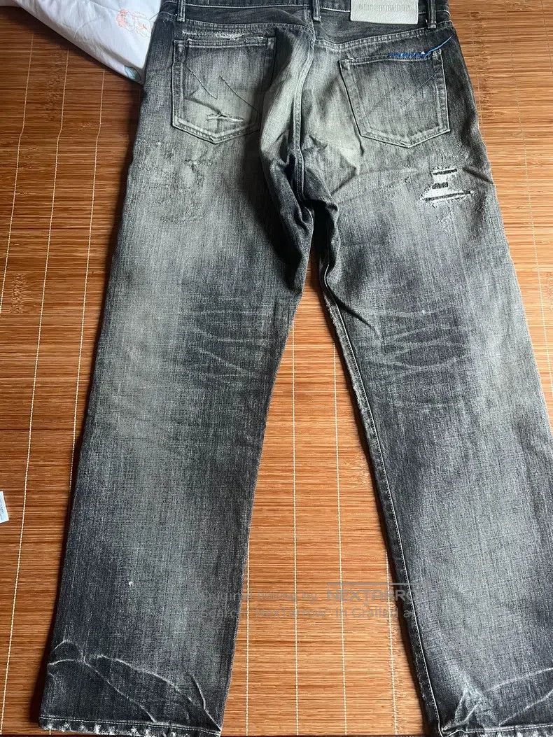 Neighborhood Neighborhood size L Water-washed denim jeans with colorful Size US 27 - 8 Thumbnail