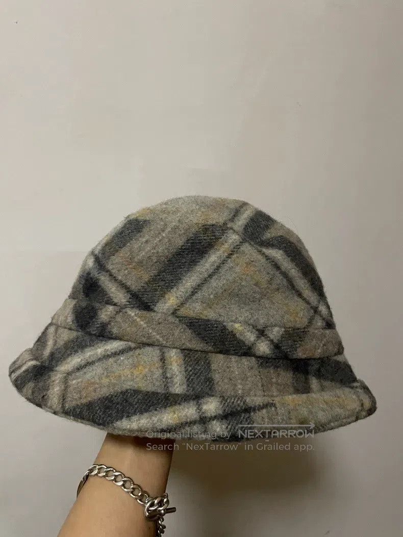 Vivienne Westwood Vivienne Westwood 90s color embroidered Saturn plaid wool Size ONE SIZE - 3 Thumbnail