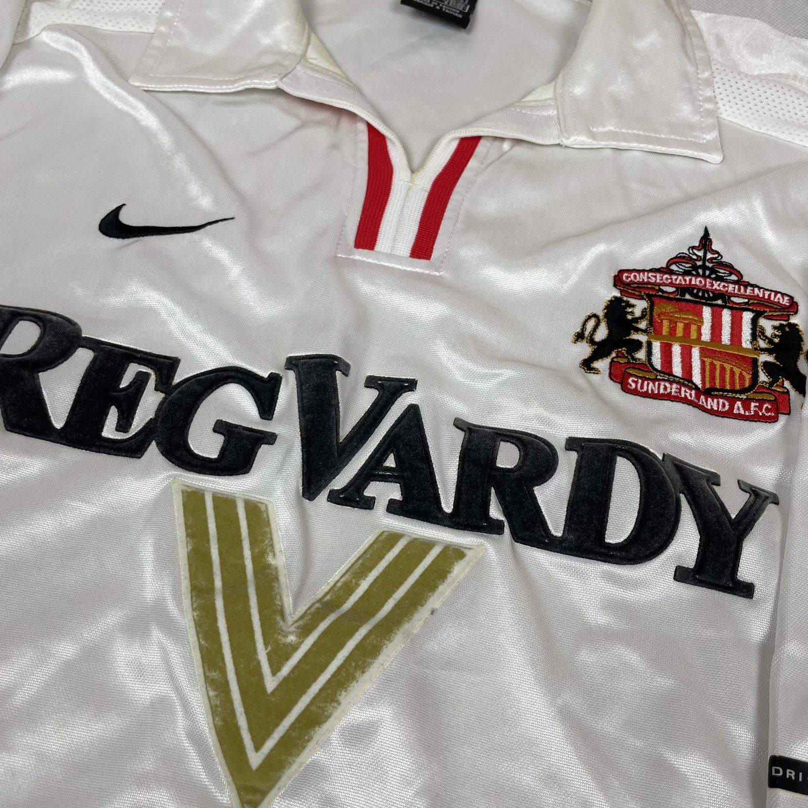 Nike Sunderland A.F.C. ジャージ Nike Men's White Sunderland A.F.C. Short Sleeve Jersey Large