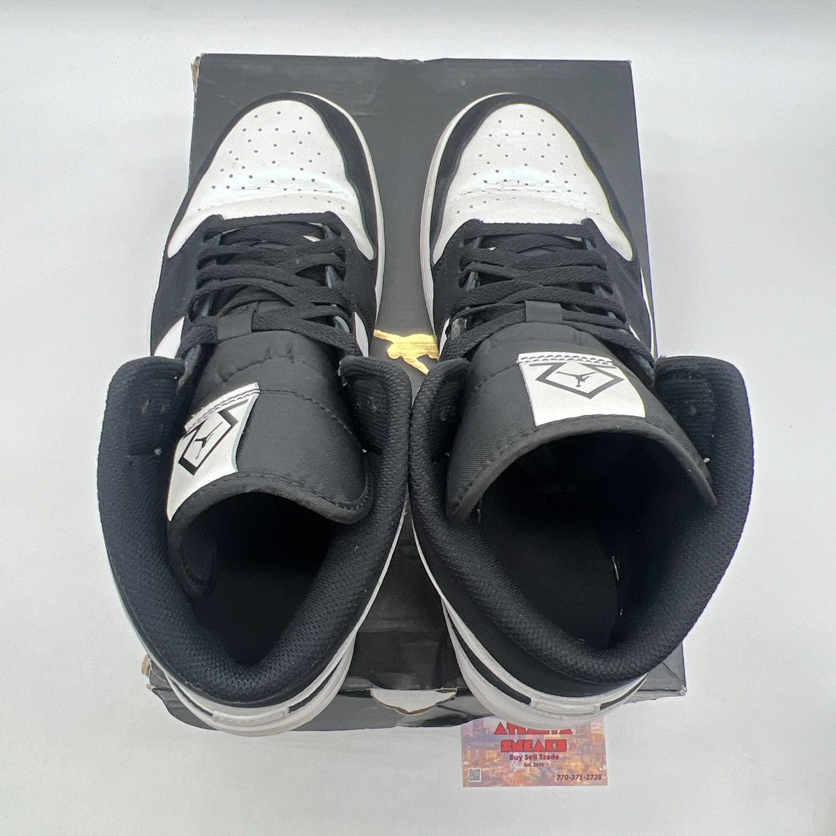 Nike Air Jordan 1 mid Diamond Size US 13 / EU 46 - 7 Thumbnail
