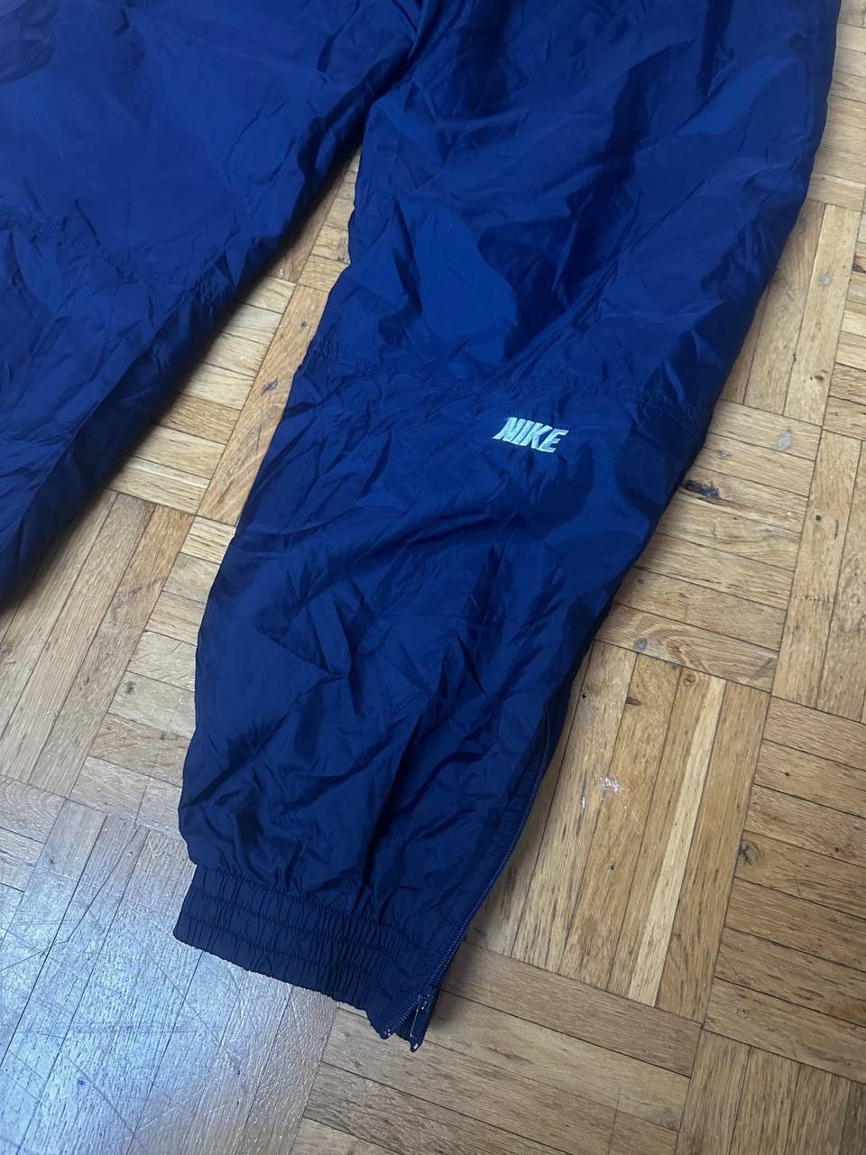 Nike × Vintage Vintage Nike Track Pants Nylon Drill Y2K Swoosh Hype Baggy Size US 32 / EU 48 - 6 Thumbnail