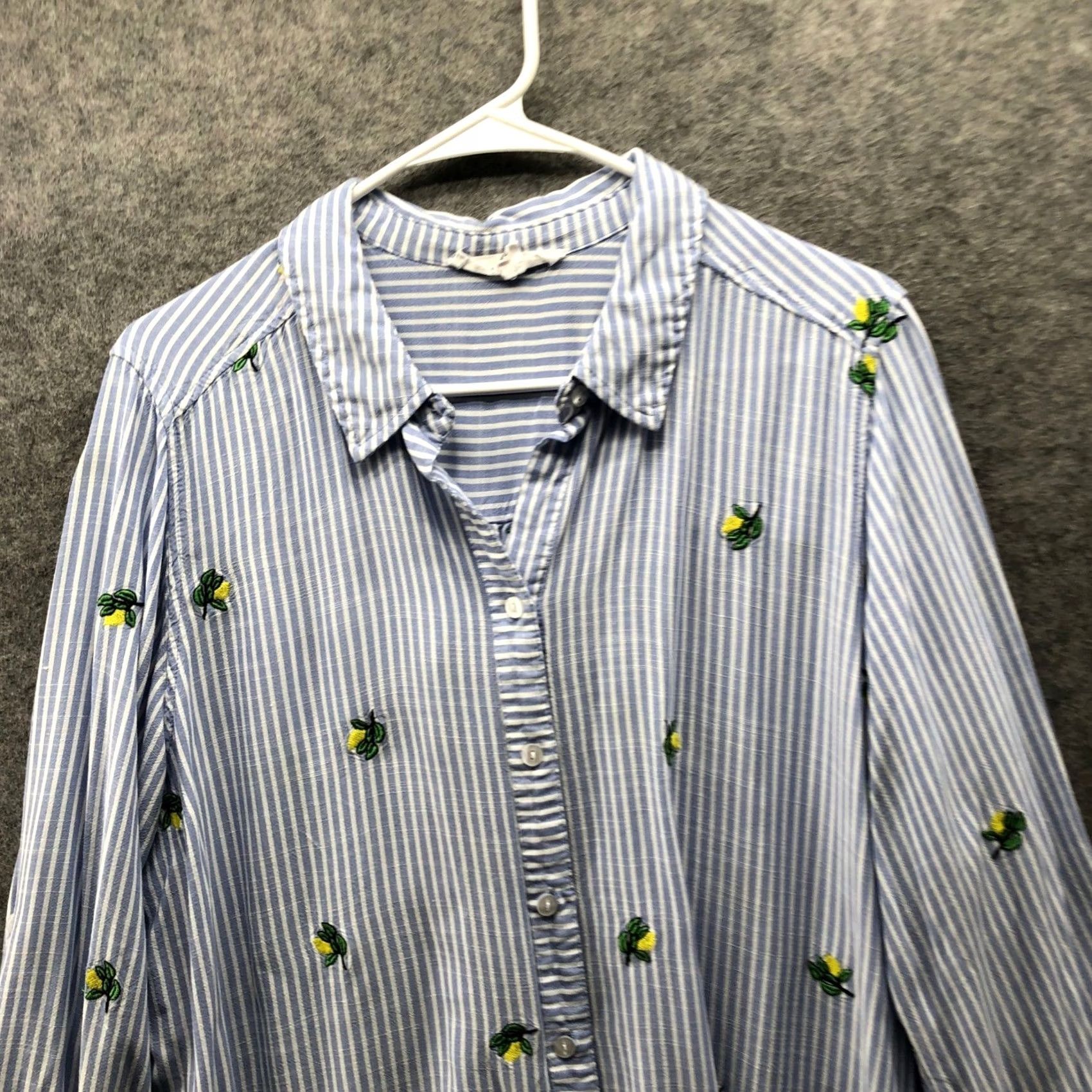 Vintage Jane + Delancey Button Down Shirt Womens 1X Rayon Roll Tab Blue Floral Shirt Women Long Sleeve Button-Up Beach Lightweight Vintage: No Size XL / US 12-14 / IT 48-50 - 4 Thumbnail
