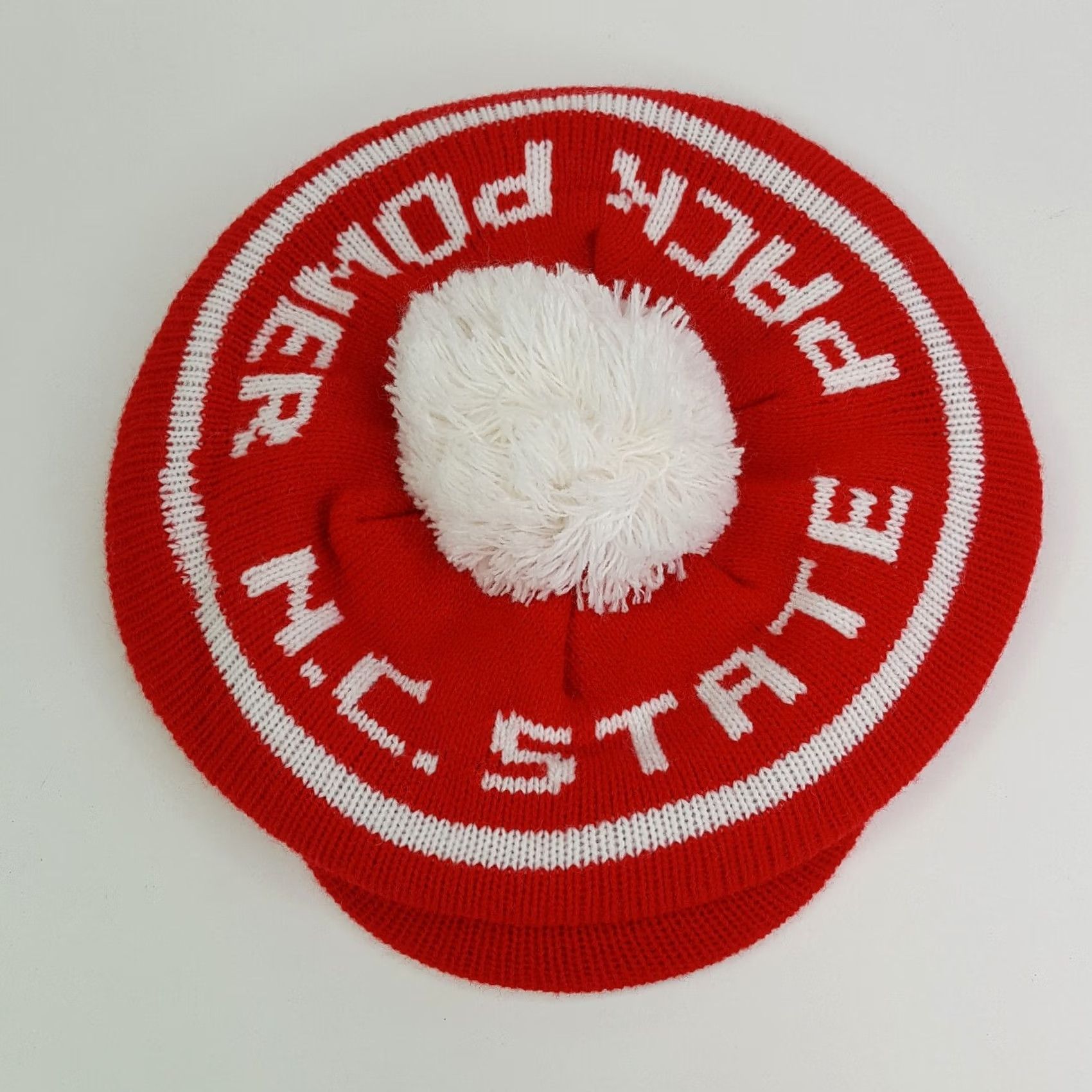 Vintage VINTAGE NC State Wolf Pack Knit Beanie Cabby Newsboy Gatsby Winter Hat Men Red 80s College USA Newsboy Cap Ice, Inc Mens Size ONE SIZE - 4 Thumbnail