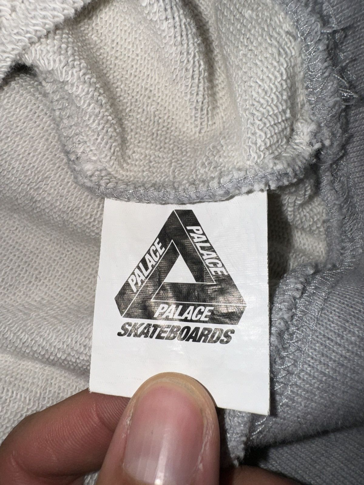 Palace Palace Surkit Hood Size Large- Gray Size US L / EU 52-54 / 3 - 7 Thumbnail
