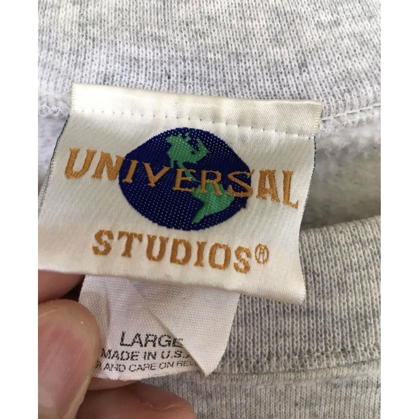Vintage VINTAGE 90s Universal Woody Woodpecker Crewneck Sweatshirt L Gray Men Size L Size Large USA Made Mens Pullover University Theme Size US L / EU 52-54 / 3 - 7 Thumbnail