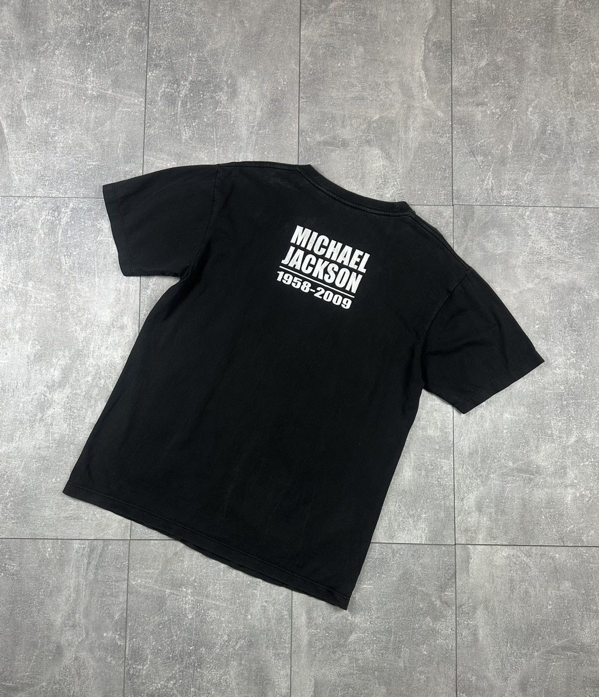 Gildan Michael Jackson Number Ones Overprint Logo Heavy Metal Shirt Size US M / EU 48-50 / 2 - 10 Thumbnail