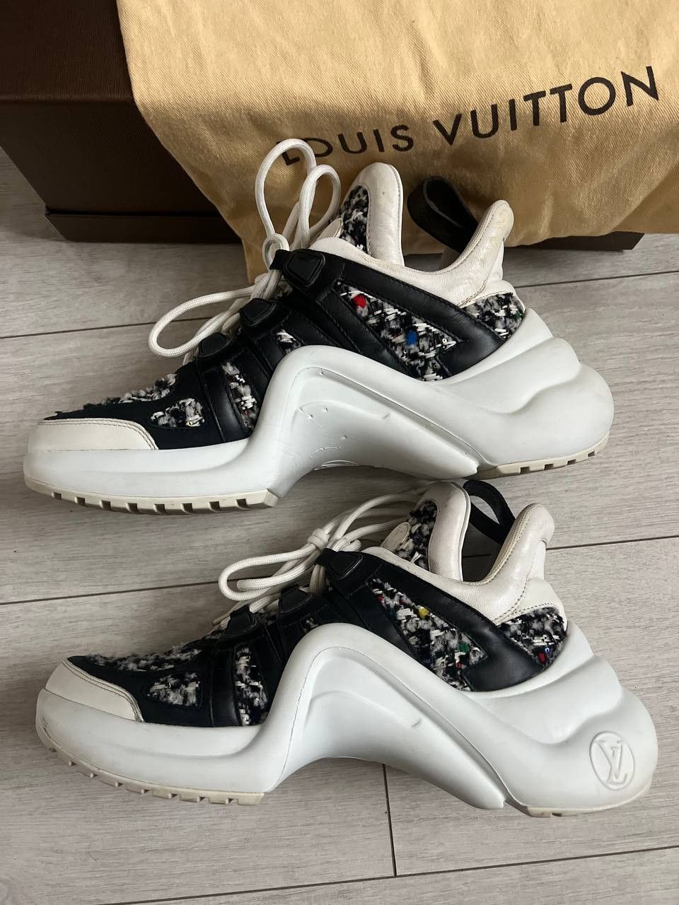 Louis Vuitton Louis Vuitton Tweed Sneakers Size US 7.5 / IT 37.5 - 3 Thumbnail