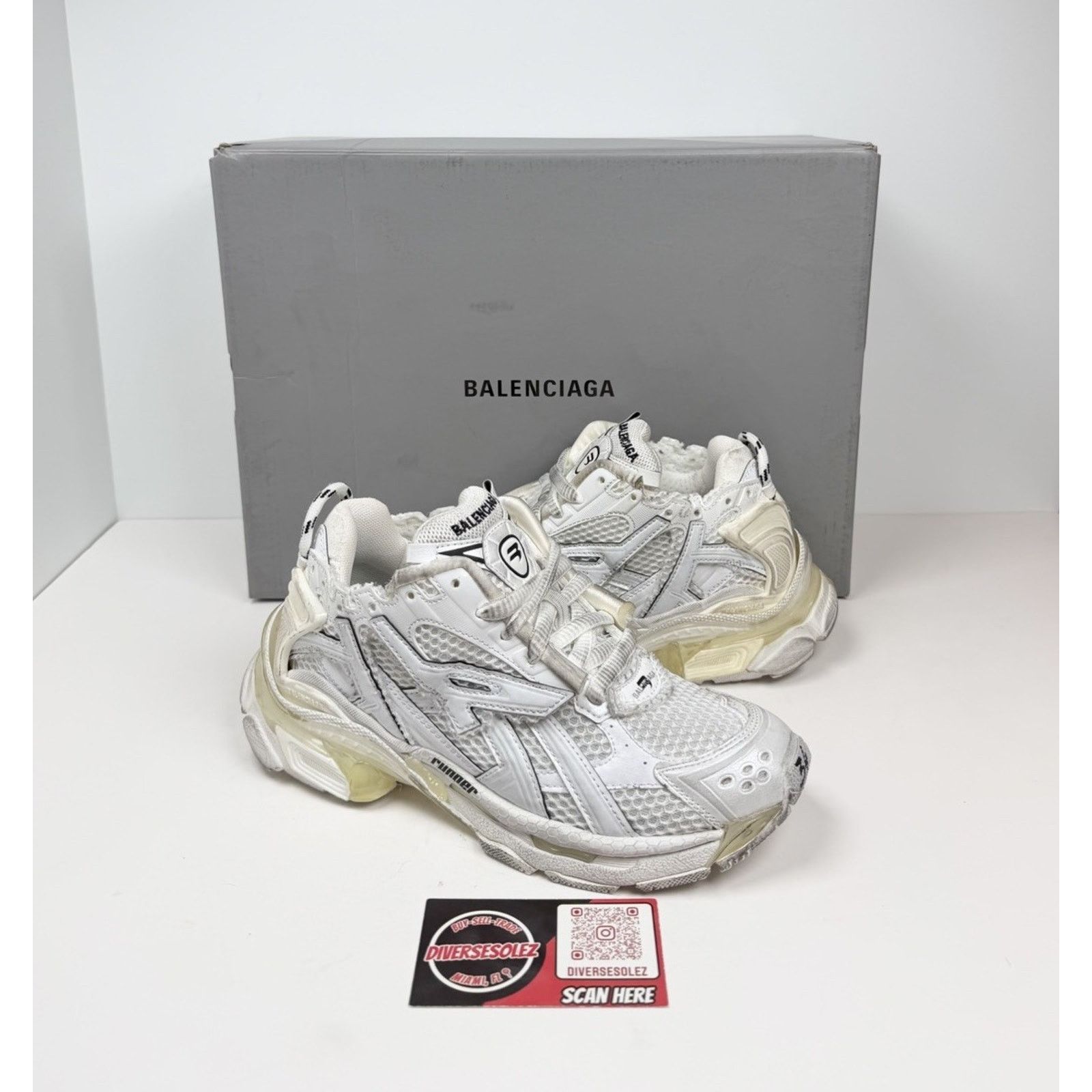 Balenciaga Size 34EU/4W - Balenciaga Runner Distressed NEW Size US 4 / IT 34 - 1 Thumbnail