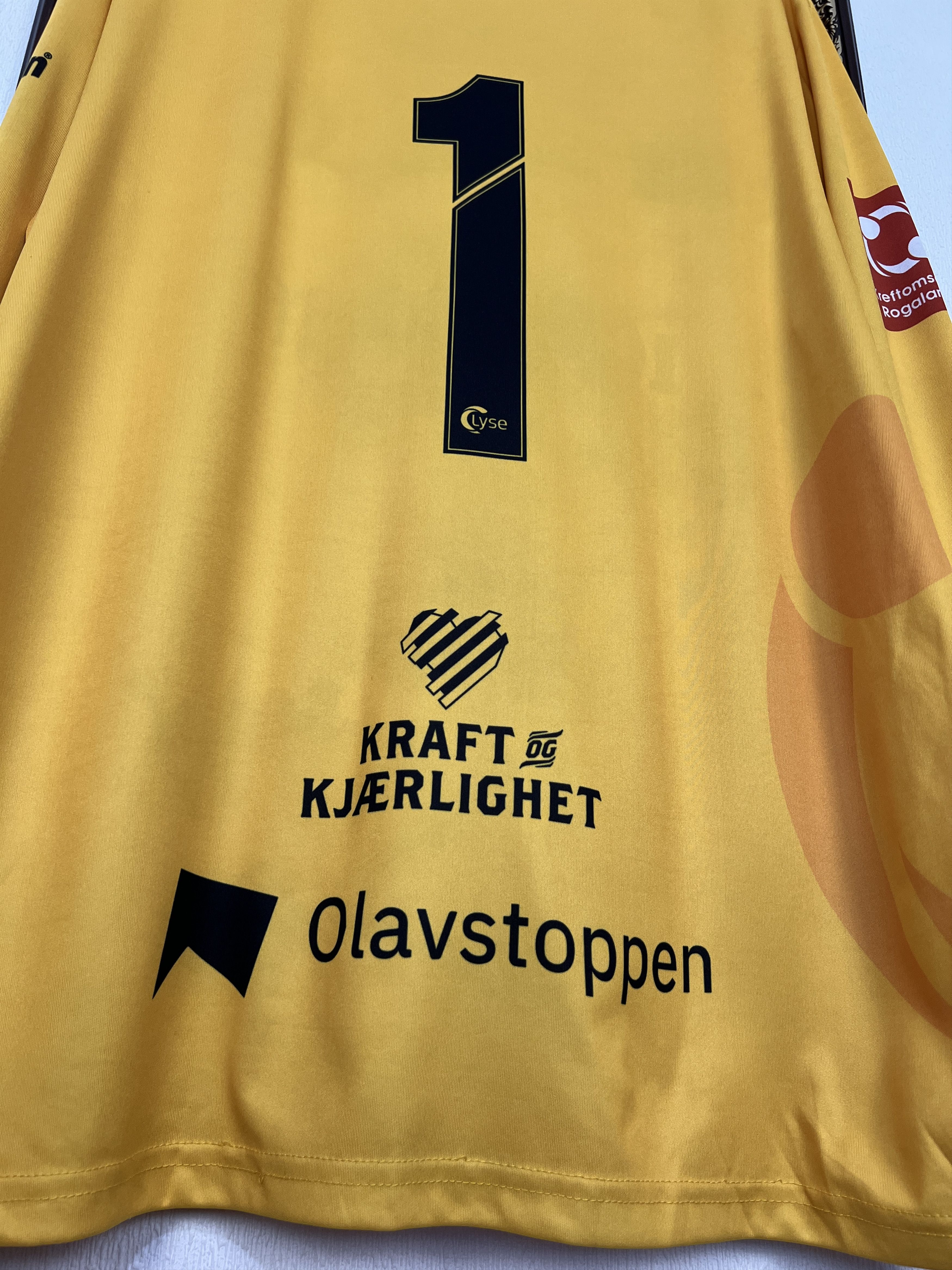 Diadora Viking Stavanger Football Goalkeeper Player Issue Shirt Size US XL / EU 56 / 4 - 15 Thumbnail