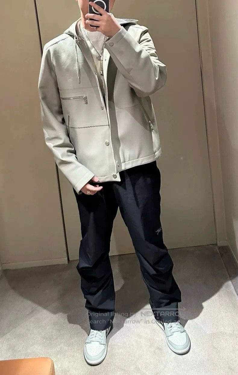 Hermes Hermes 24 Spring-Summer Light Grey Leather Jacket, Calfski Size US M / EU 48-50 / 2 - 8 Thumbnail