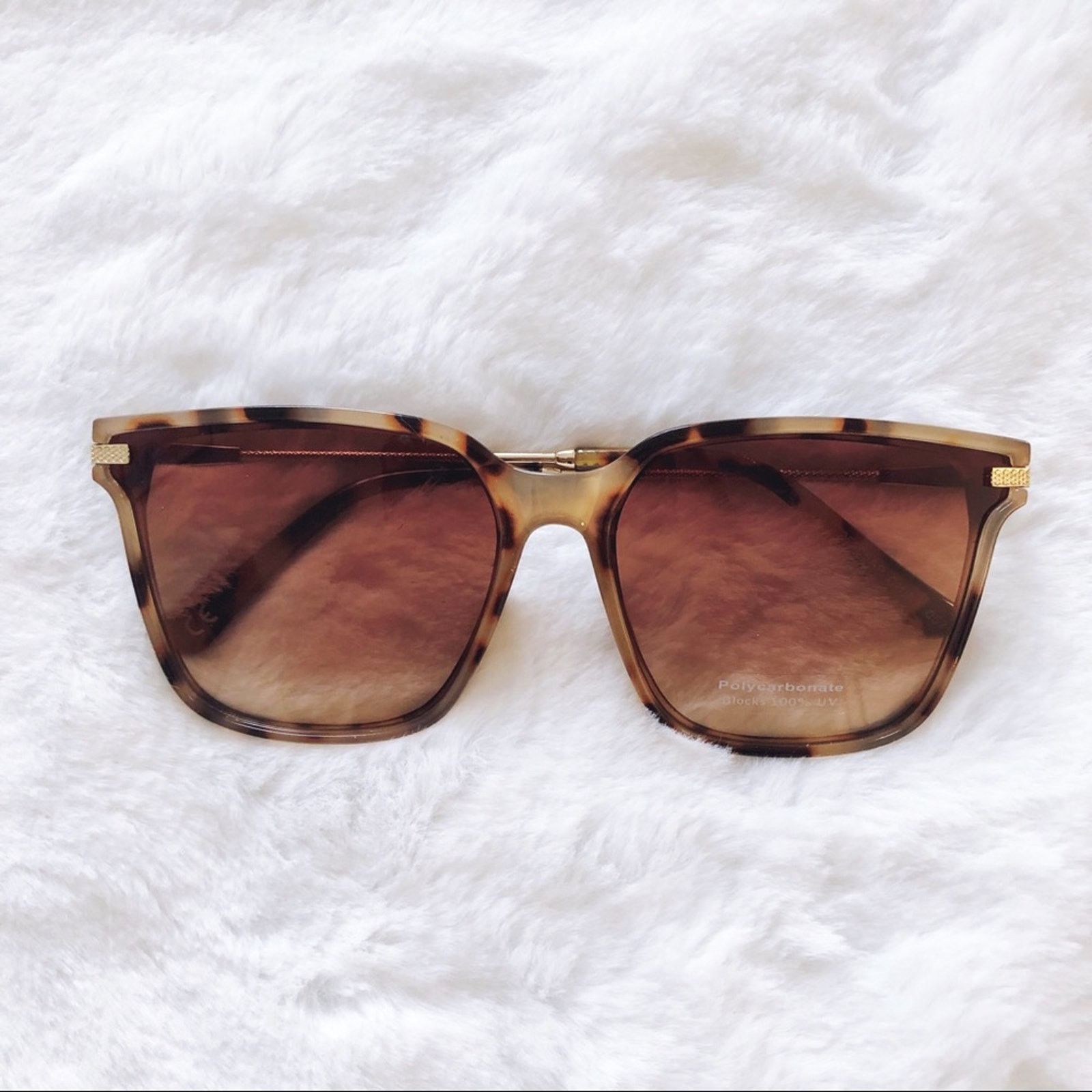 Other Naomi Tortoise Brown Square Sleek Sunglasses Size ONE SIZE - 1 Thumbnail