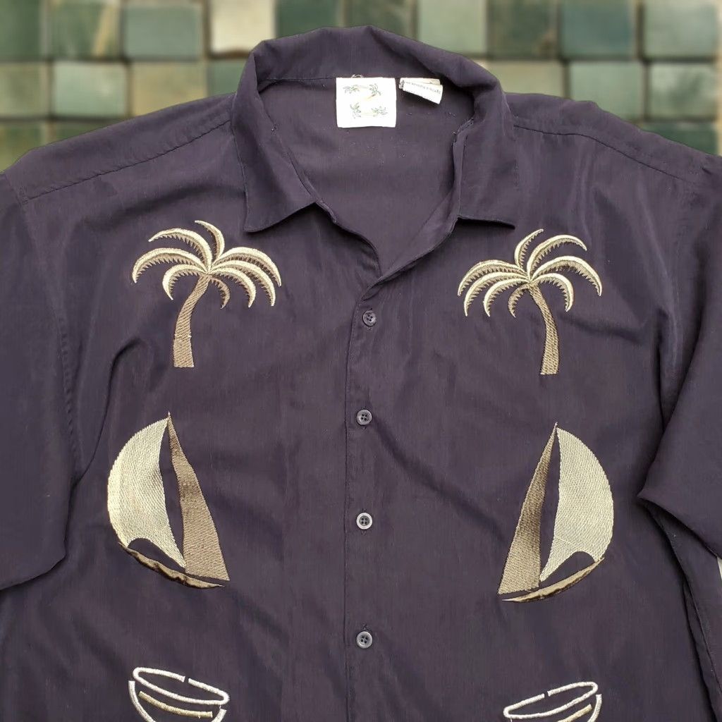 Vintage Cameron Shirt Men XL Black Hawaiian Cocktails Embroidered 100% Polyester Button-Up Short Sleeve Casuals All Seasons Mens Size US XL / EU 56 / 4 - 1 Thumbnail