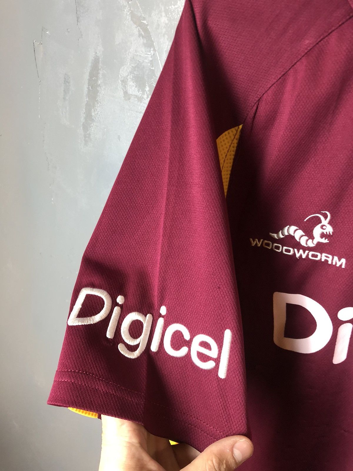 Vintage Men’s soccer jersey Digicel size M Size US M / EU 48-50 / 2 - 3 Thumbnail