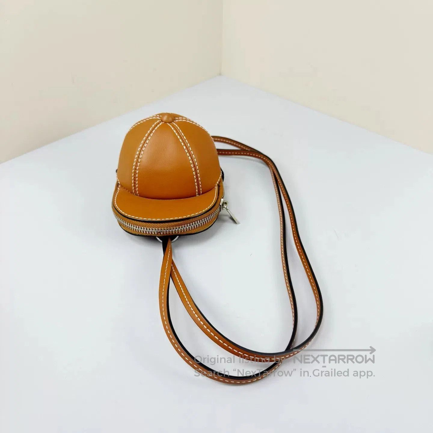 JW Anderson JW Anderson Leather Caramel Hat Crossbody. Size ONE SIZE - 1 Thumbnail