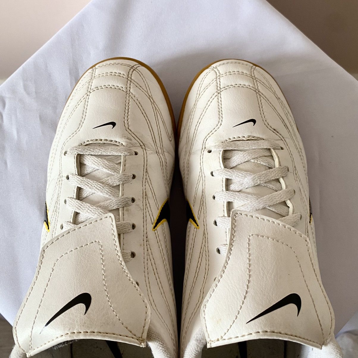 Japanese Brand × Nike × Vintage 00s Nike White SpeedCat Jil Sander Style Vintage Shoes Size US 9 / EU 42 - 4 Thumbnail