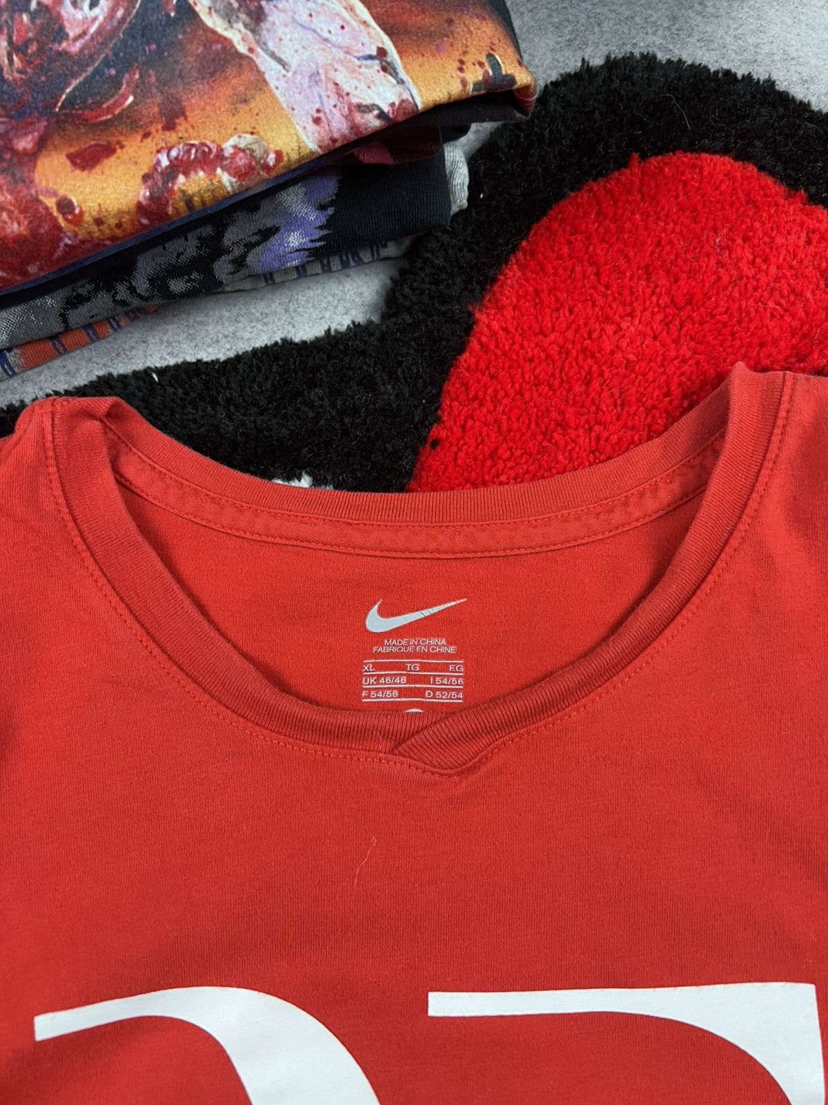 Vintage Vintage Nike RF Roger Foderer Oversized Red Y2K Tee Shirt Size US XL / EU 56 / 4 - 5 Thumbnail