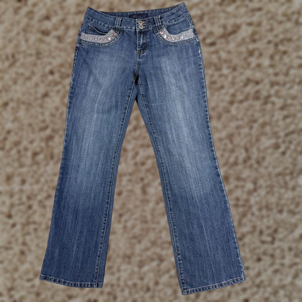 Denime Baccini Jeans Women 6 Blue Denim Bootcut 5-Pocket Embroidered Sequin Floral Cotton 30x31 Regular Capris Jeans Womens Size 28" / US 6 / IT 42 - 1 Thumbnail