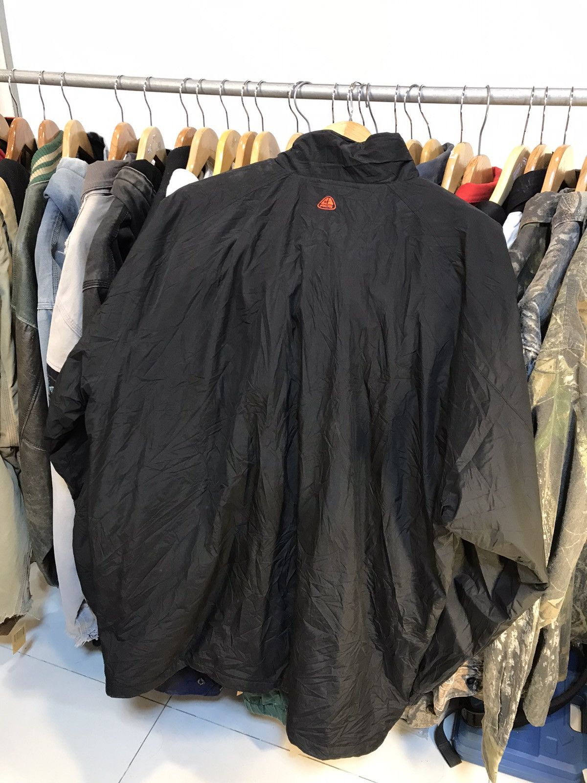 Nike × Vintage Vintage Nike ACG Windbreaker Jacket Size US L / EU 52-54 / 3 - 2 Thumbnail