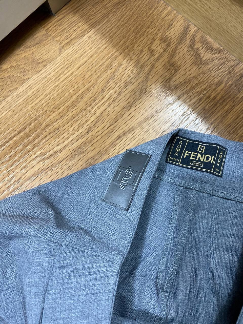 Fendi Dirty Painted Distressed Thrashed Faded Baggy Jeans Y2K Size US 29 - 10 Thumbnail