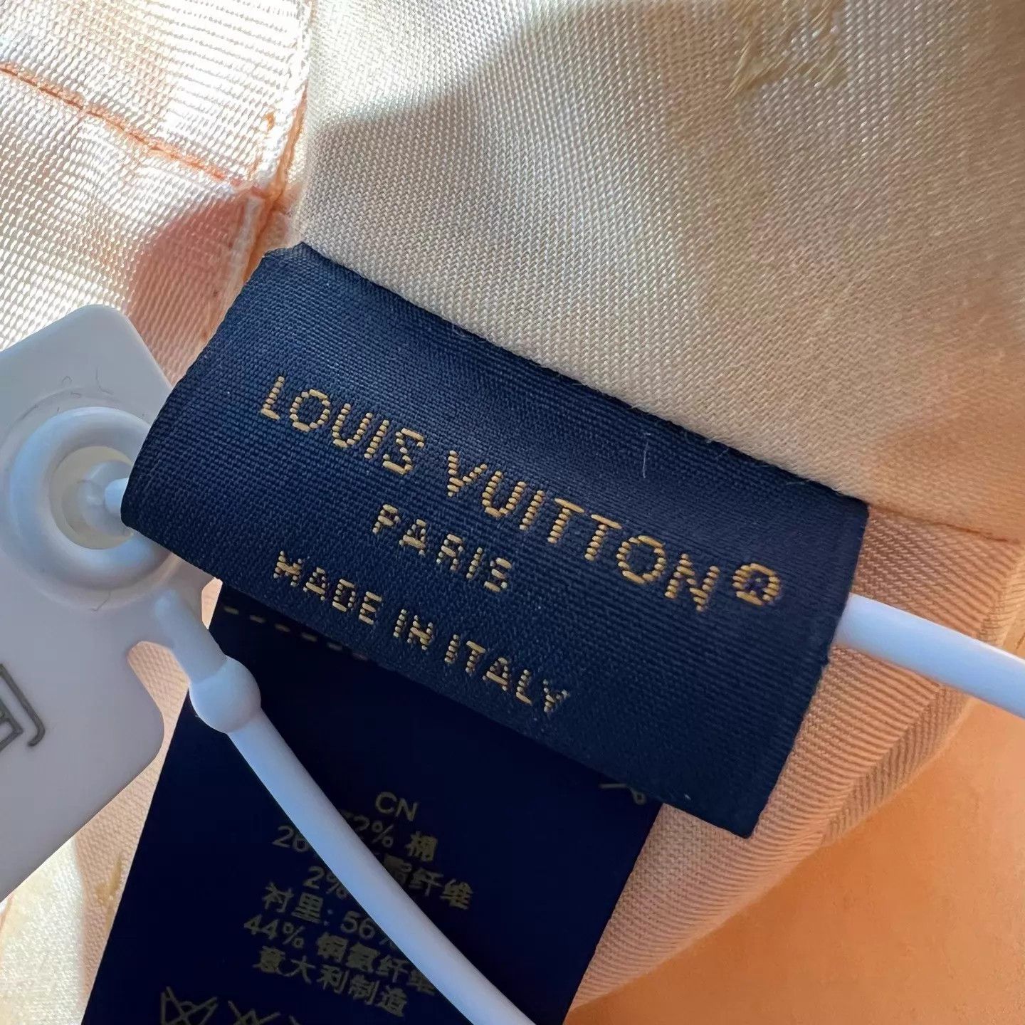 Louis Vuitton LV Embossed Monogram Bucket Hat Size M Size ONE SIZE - 4 Thumbnail