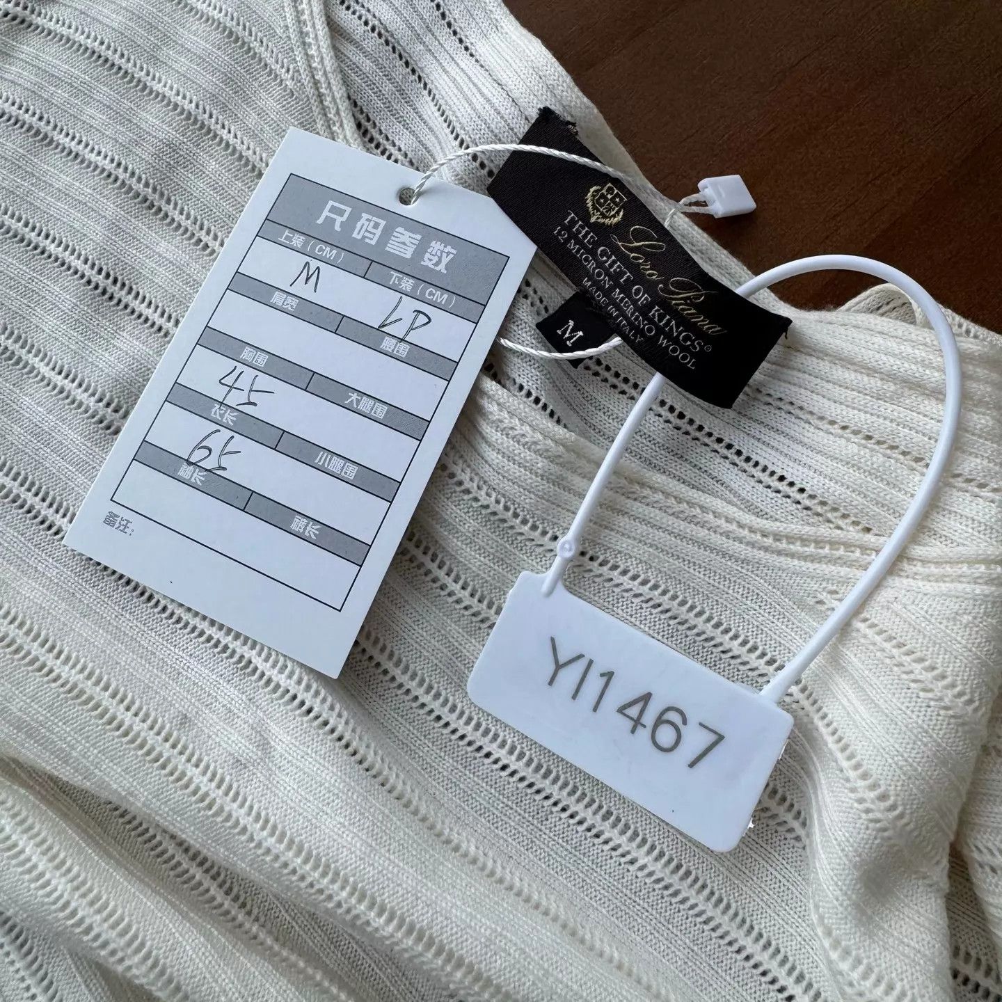 Loro Piana Loro Piana King's Gift White Knit Sweater M Light Marks Size M / US 6-8 / IT 42-44 - 8 Thumbnail