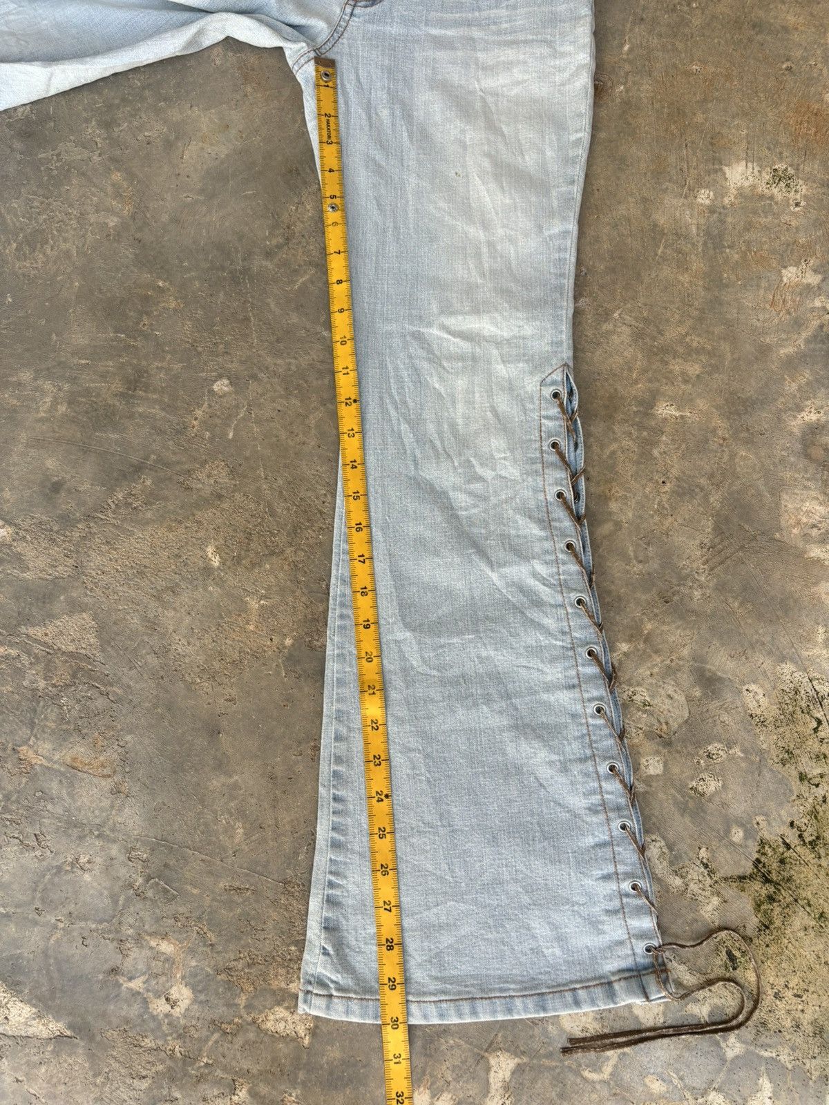 Tornado Mart Flare Jouer aux echecs Tornado mart Style Bootcut jeans Size US 28 / EU 44 - 11 Thumbnail