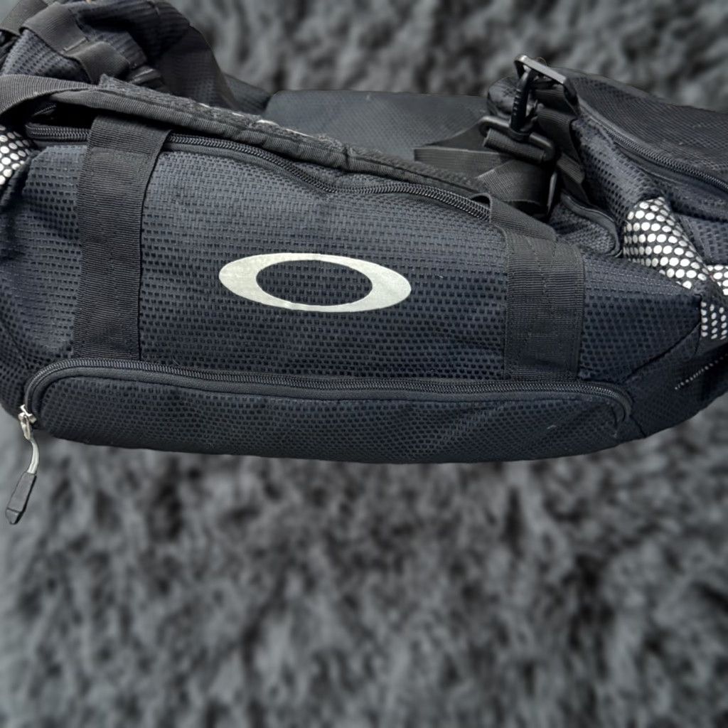 Oakley Vintage Oakley 90s Crossbody Bag Backpack Style Sling Bag
