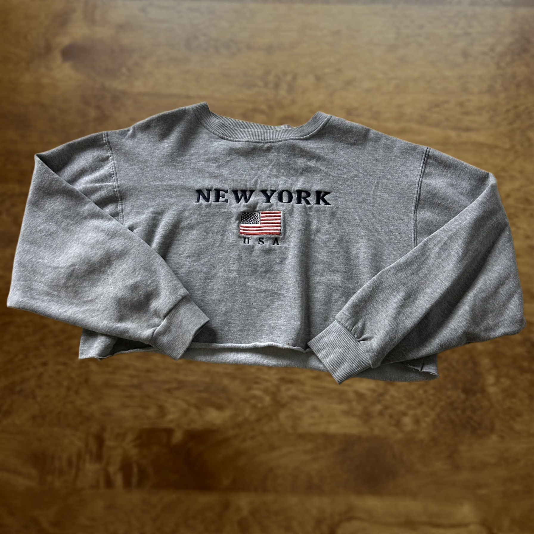 Vintage Y2K Matrix New York Sweatshirt Womens Medium Gray Cropped USA Flag Embroidered Size M / US 6-8 / IT 42-44 - 1 Thumbnail