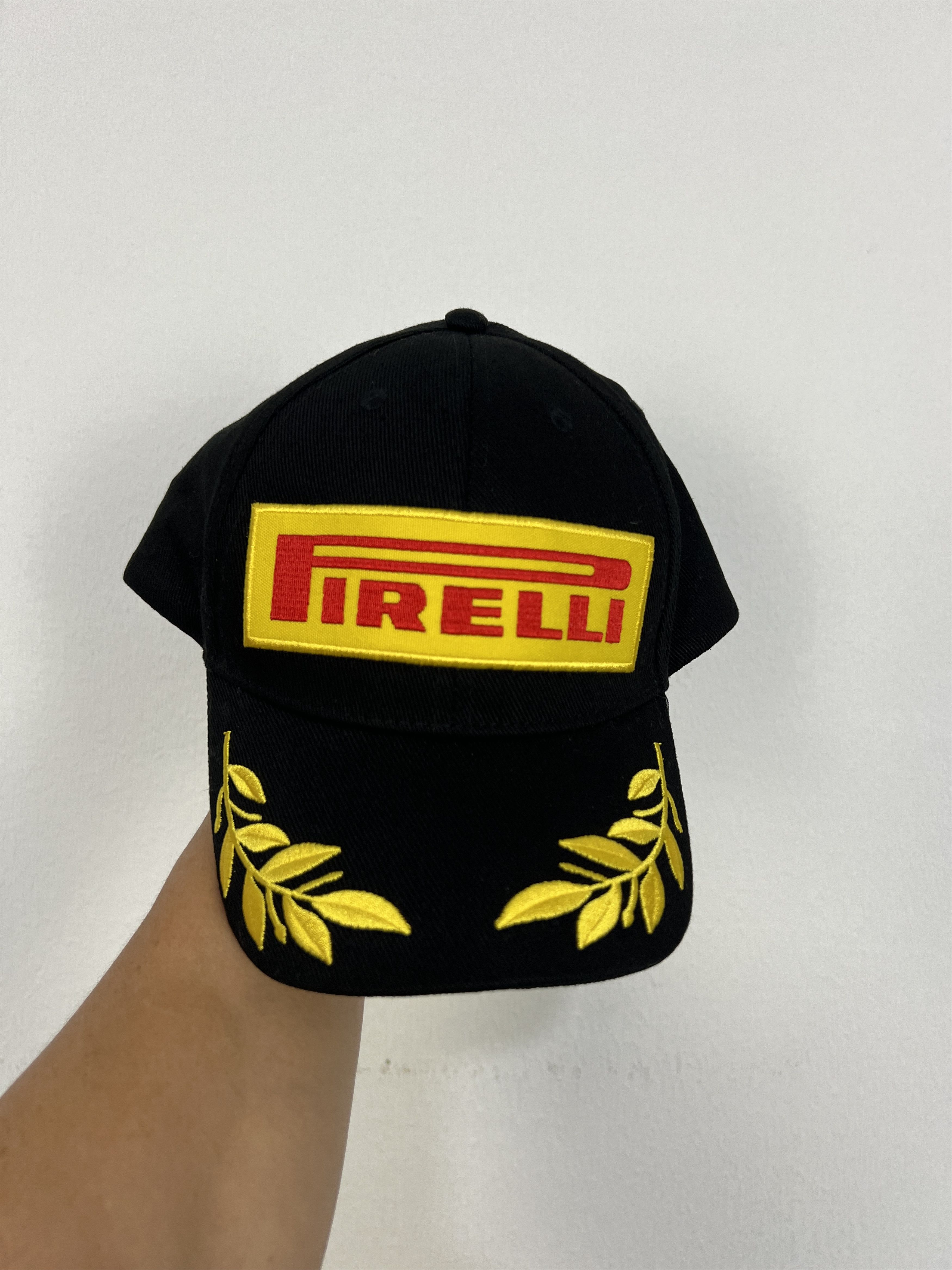 Pirelli Pirelli Formula Uno F1 RARE Cap Place Grand Prix Podium Size ONE SIZE - 1 Thumbnail