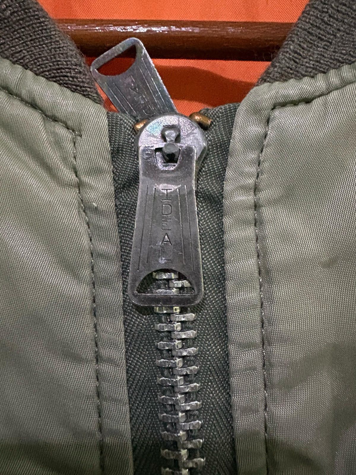 Alpha Industries Vintage Alpha Industries MA-1 Flight Jacket USAF USA Size US L / EU 52-54 / 3 - 11 Thumbnail