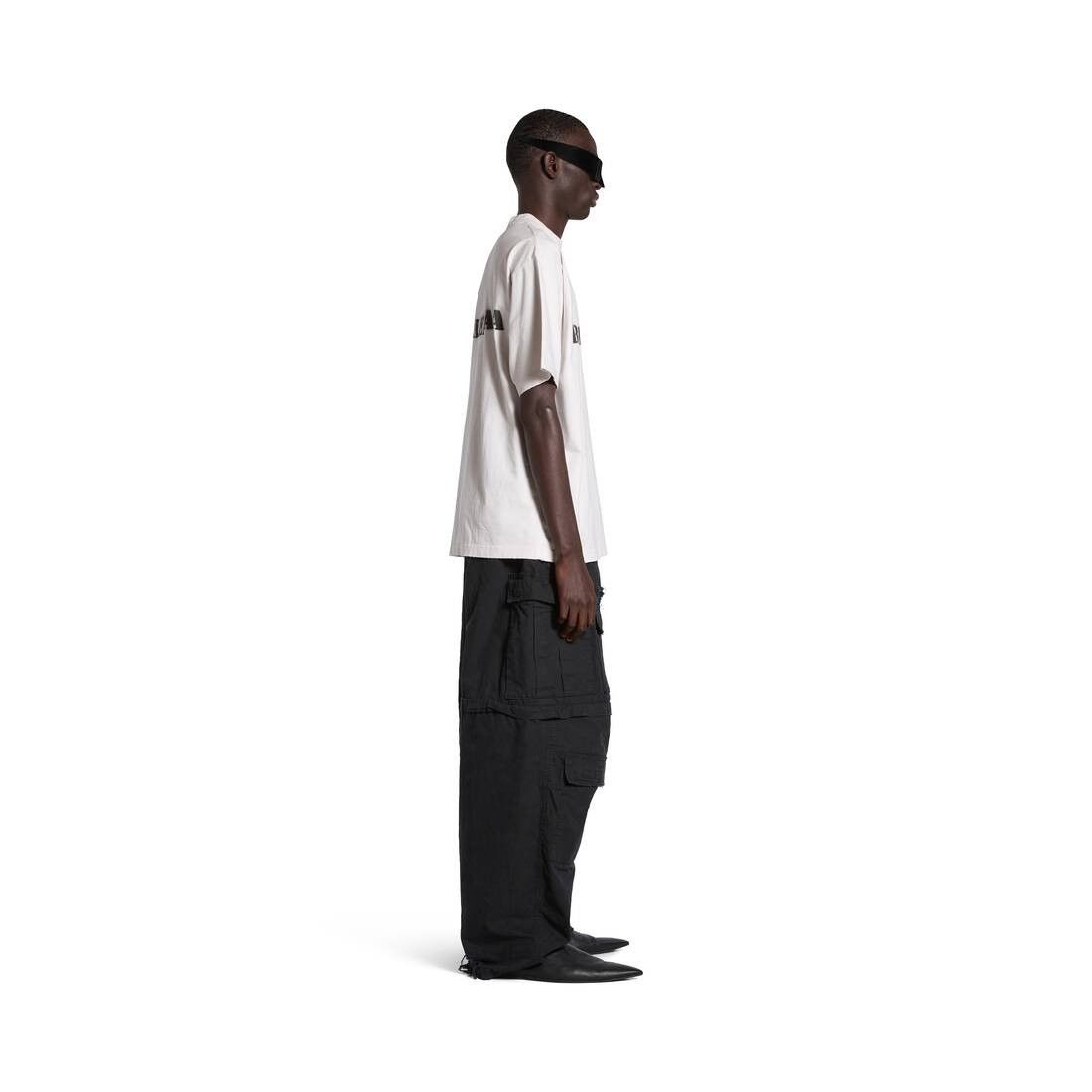 Balenciaga o1w1db10525 Stencil Type T-Shirt Medium Fit Off White/Black Size US S / EU 44-46 / 1 - 3 Thumbnail