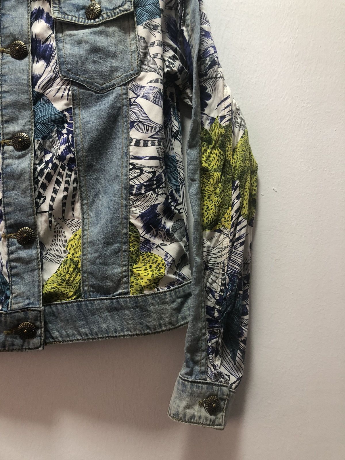 Desigual DESIGUAL Denim Jacket Soft Distressed Patch Size XS / US 0-2 / IT 36-38 - 4 Thumbnail