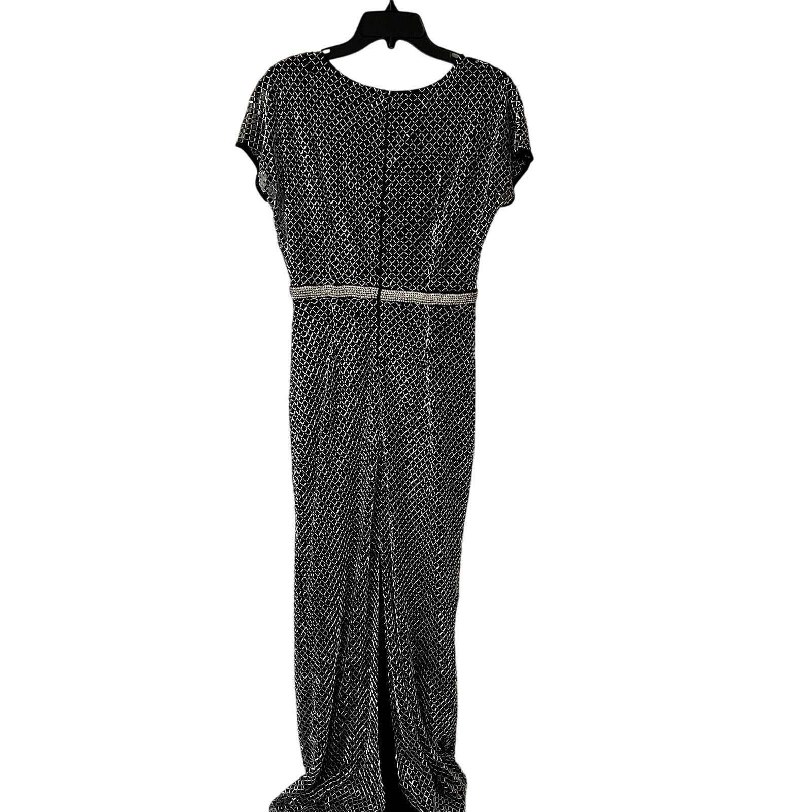 MACH & MACH Mac Duggal Rhinestone Cocktail Dress Black Silver size 4 BB Size S / US 4 / IT 40 - 6 Thumbnail