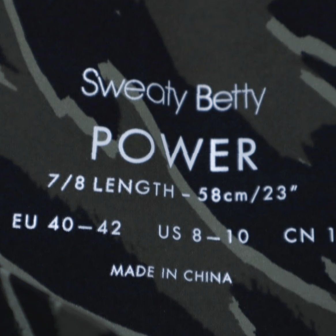Sweaty Betty Sweaty Betty Power 2 Piece Workout Top Leggings Green Animal Print Women's 8 Size M / US 6-8 / IT 42-44 - 5 Thumbnail