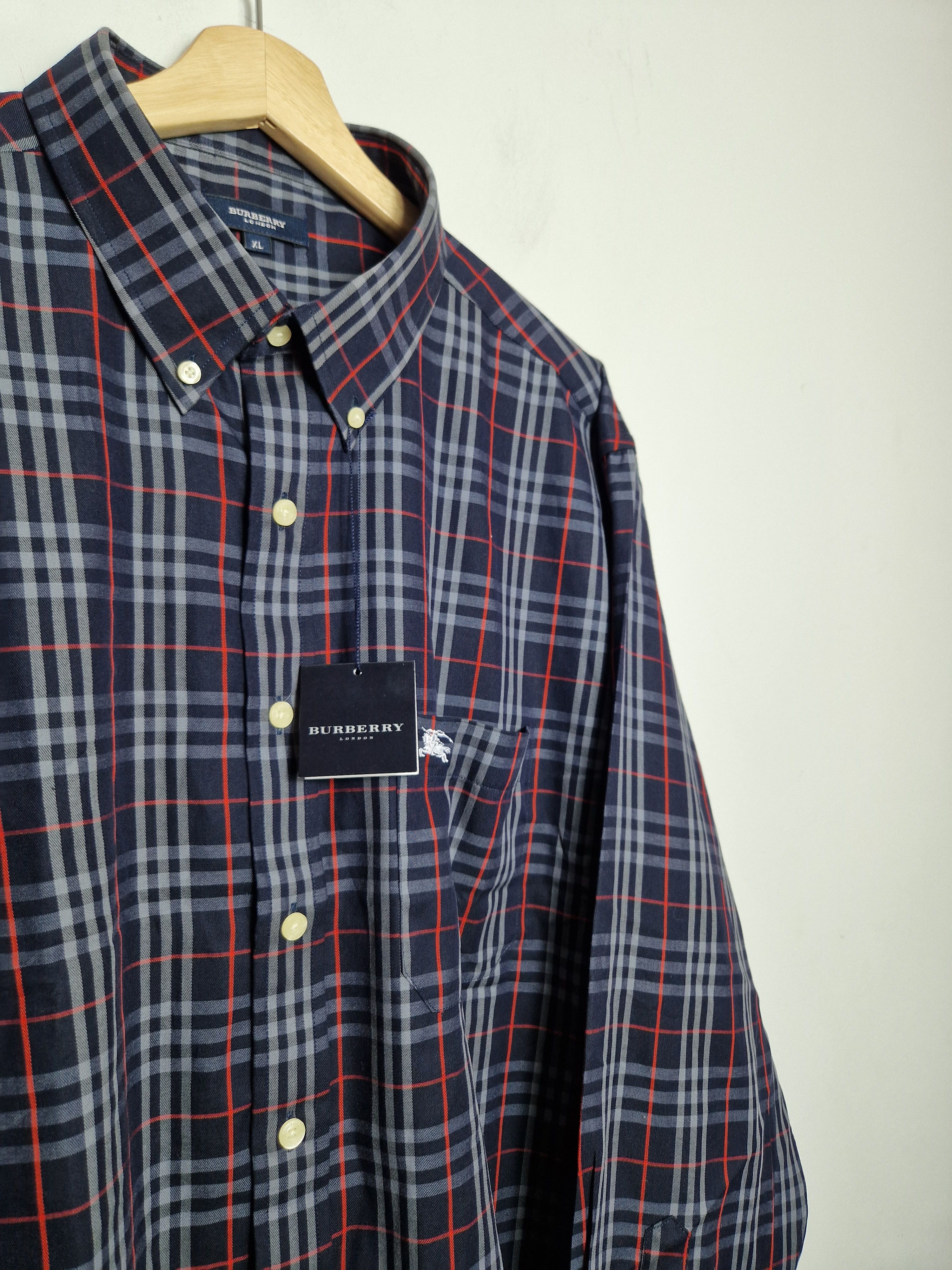 Burberry × Vintage Burberry vintage DSWT navy nova check shirt Size US XL / EU 56 / 4 - 3 Thumbnail