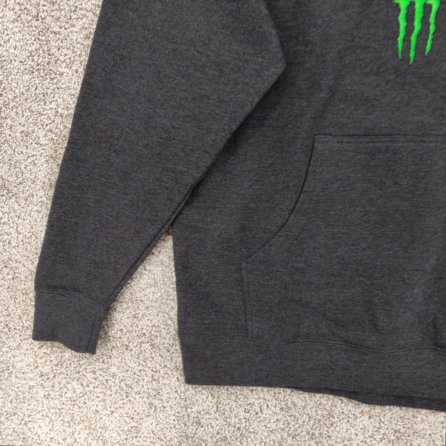 Vintage VINTAGE Monster Energy Hoodie Mens L Gray Pullover Sweatshirt Y2K Logo Hooded Graphic Print Pockets Regular Size US L / EU 52-54 / 3 - 3 Thumbnail