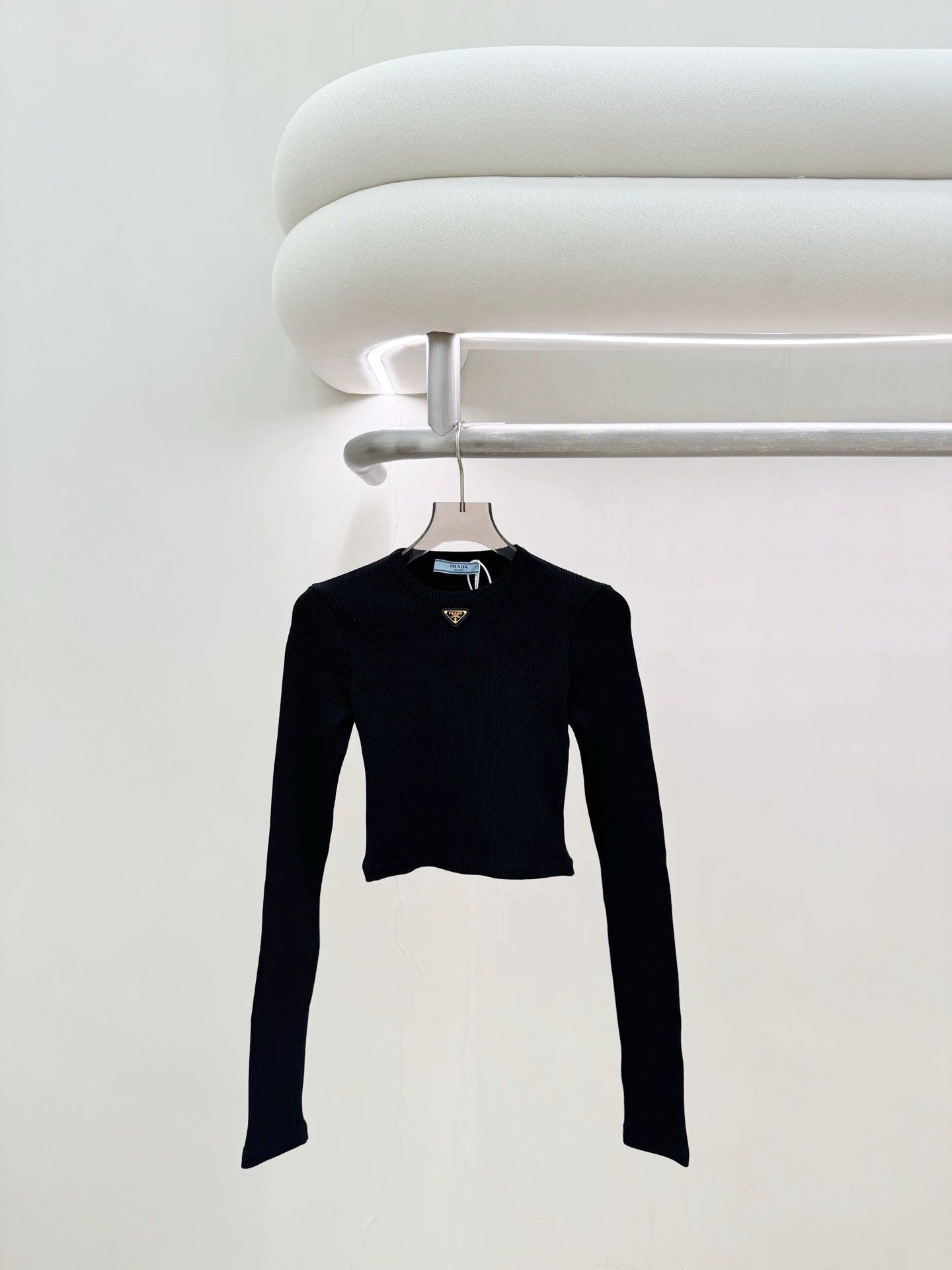 Prada Prada 99 New Black Short Knit 40 Size S / US 4 / IT 40 - 1 Thumbnail