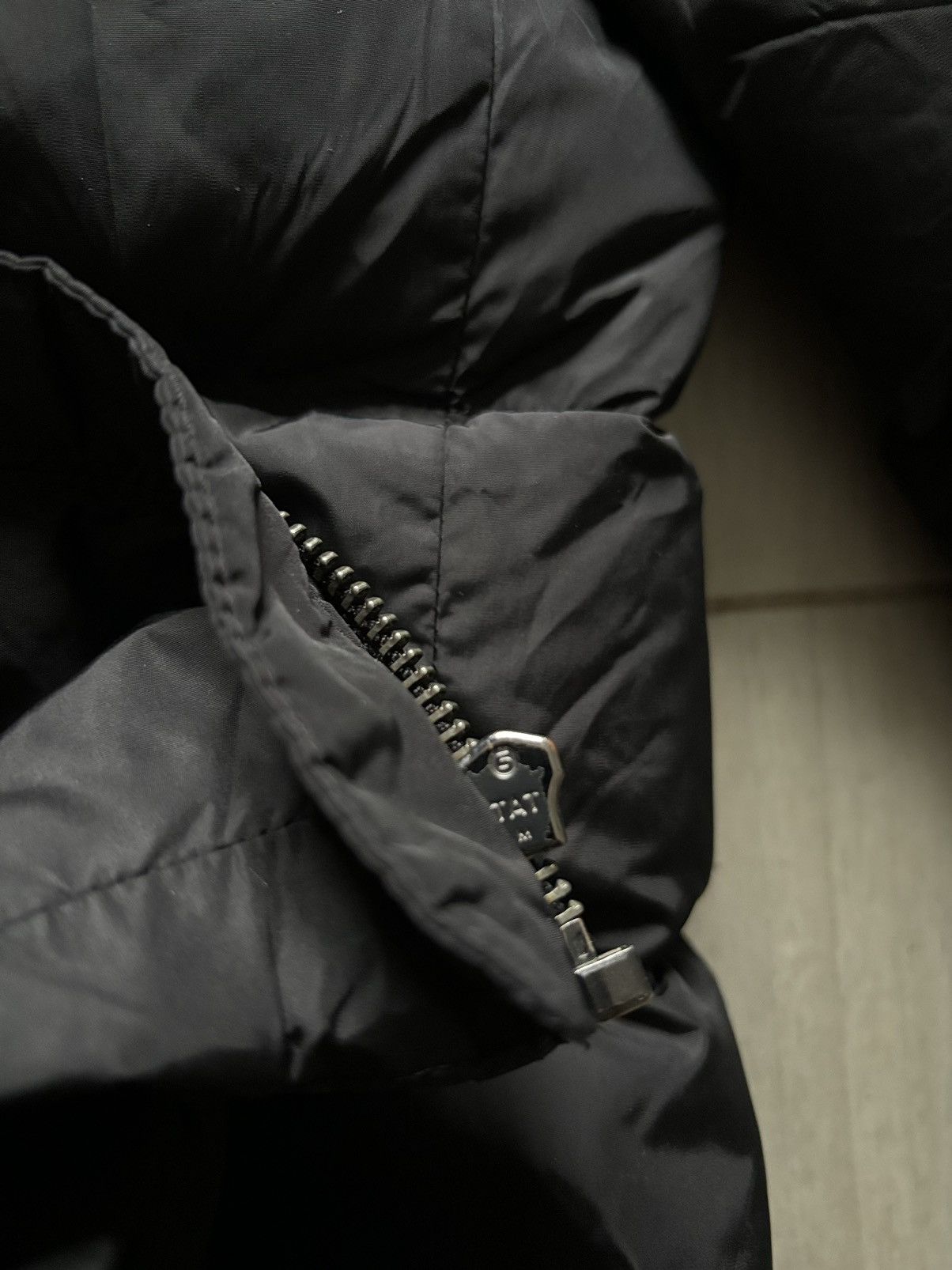 Prada × Vintage Vintage Prada down jacket fur Size S / US 4 / IT 40 - 12 Thumbnail