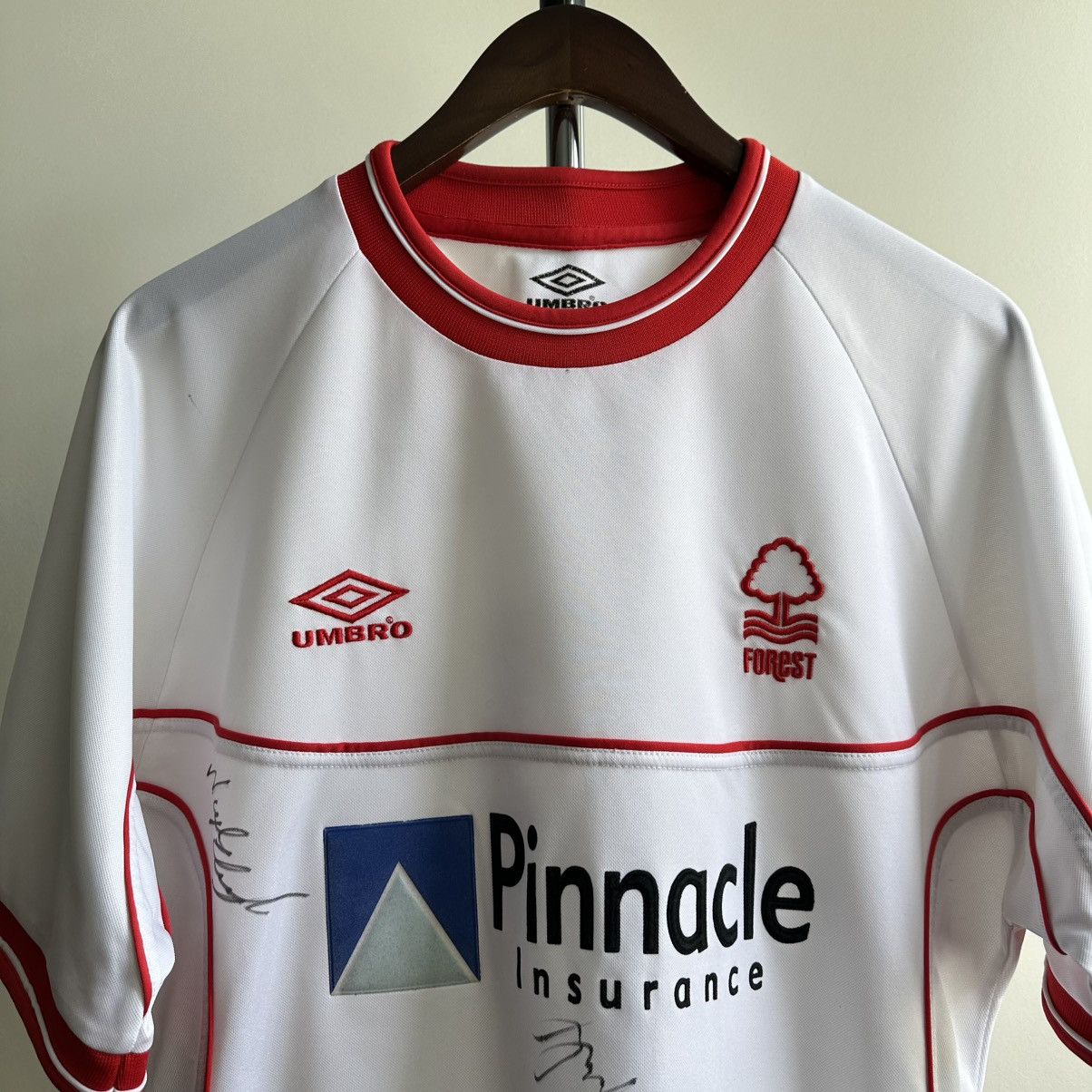 Umbro JACK LESTER #8 VINTAGE FC NOTTINGHAM FOREST 2000/01 JERSEY Size US M / EU 48-50 / 2 - 3 Thumbnail
