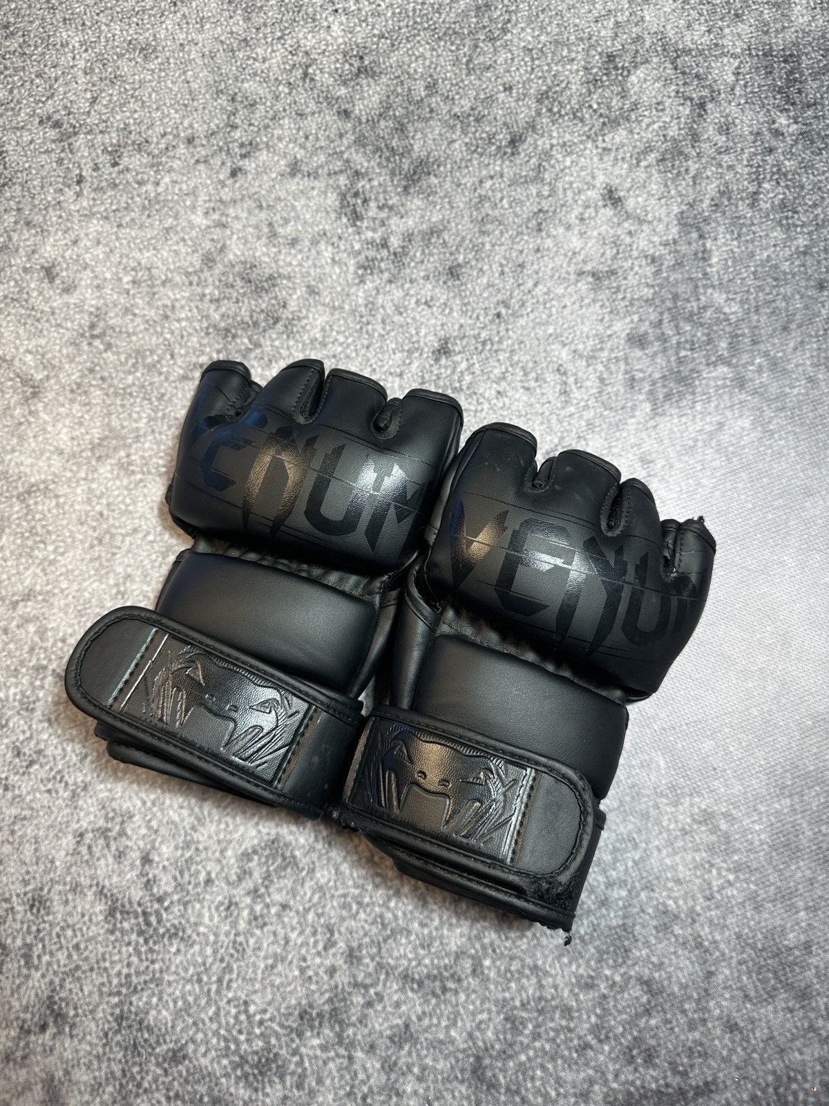 Other MMA Venum Gloves Logo Sportswear Rare Casual Boxer M | Grailed, image size:1200x1600