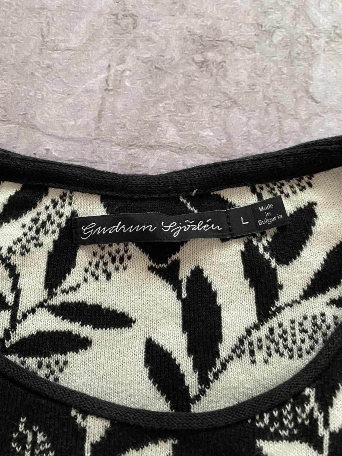 Designer × Gudrun Sjoden Rare Gudrun Sjoden Leinen Black Sweater Floral Print Size L Size L / US 10 / IT 46 - 6 Thumbnail