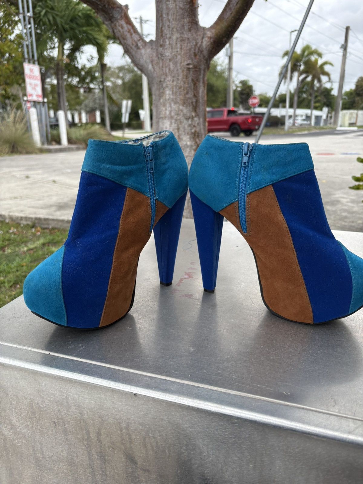 Other Platform Block Heel in BlueBrown Colorblock Suede SideZip 10 Size US 10 / IT 40 - 10 Thumbnail