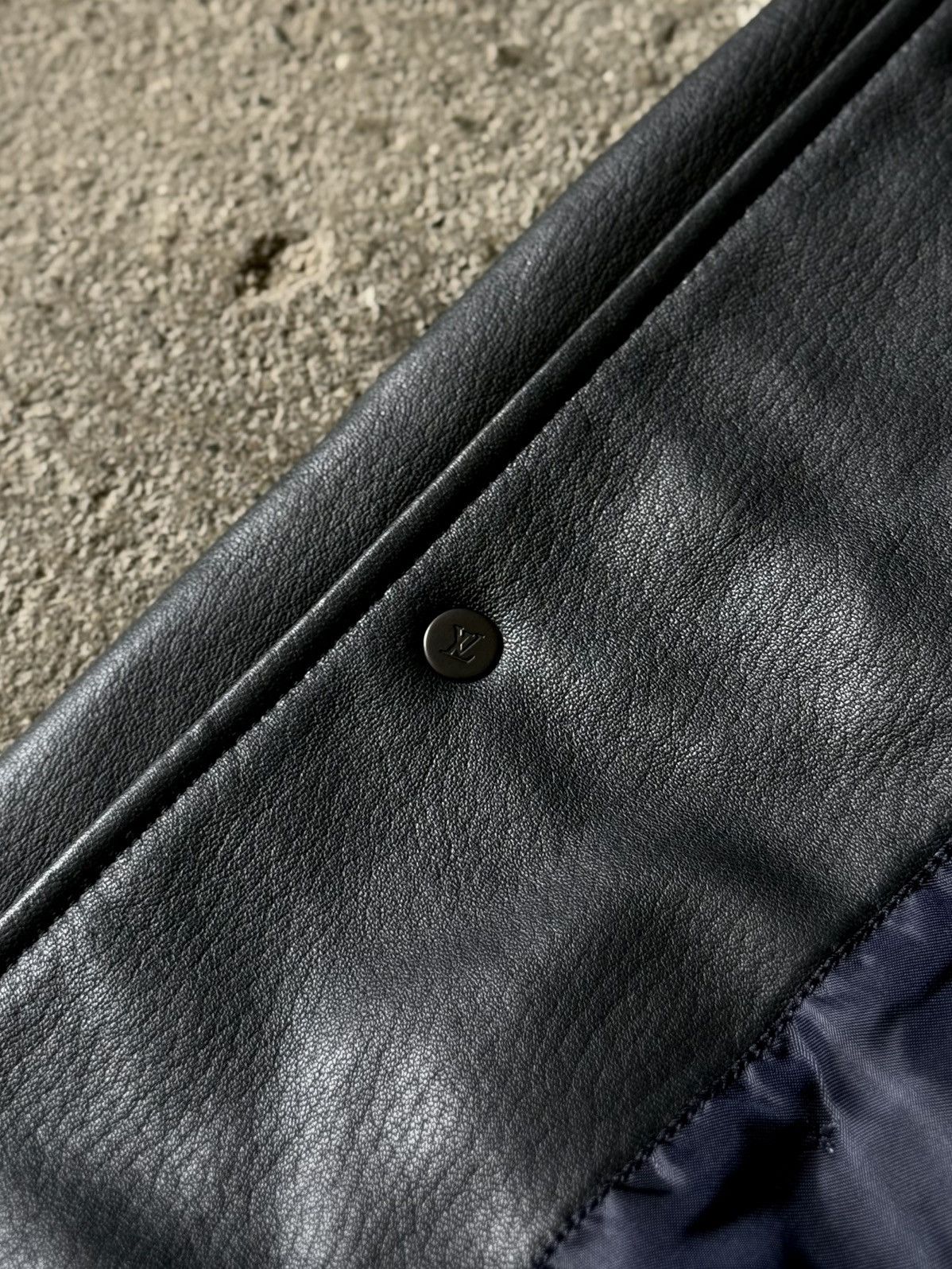 Louis Vuitton Louis Vuitton - 2019 - Satellite Patch - Lambskin Leather Size US L / EU 52-54 / 3 - 16 Thumbnail