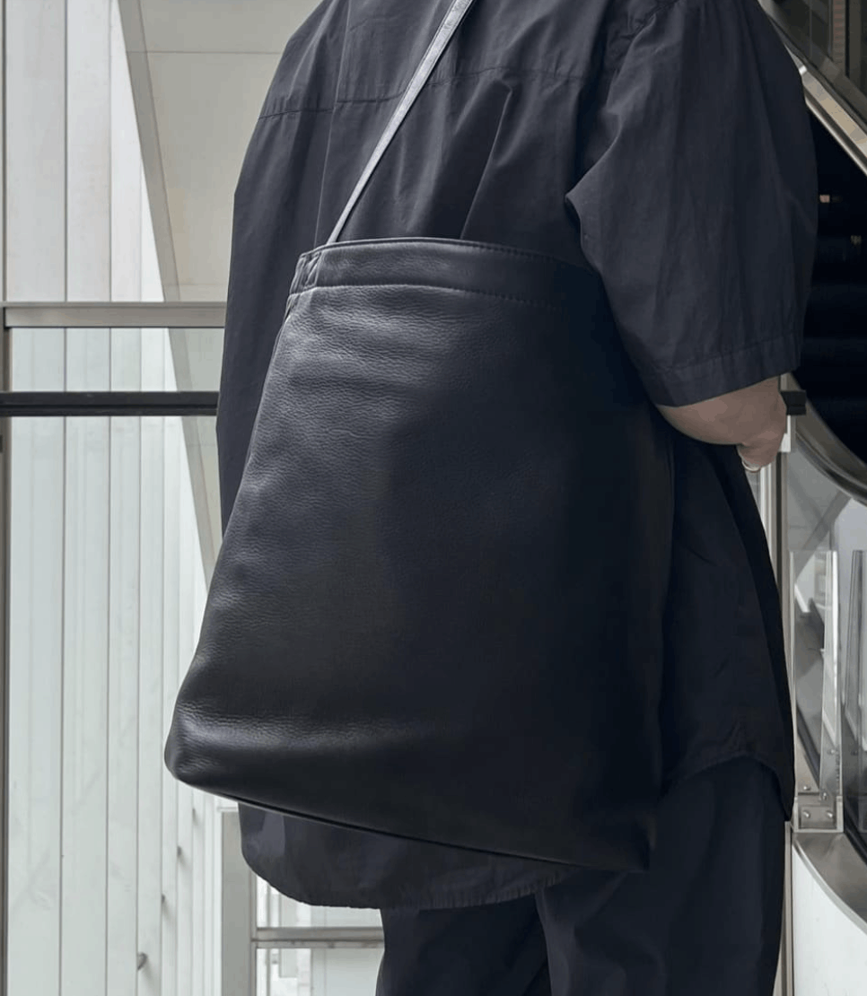 United Arrows Leather Shoulder Bag