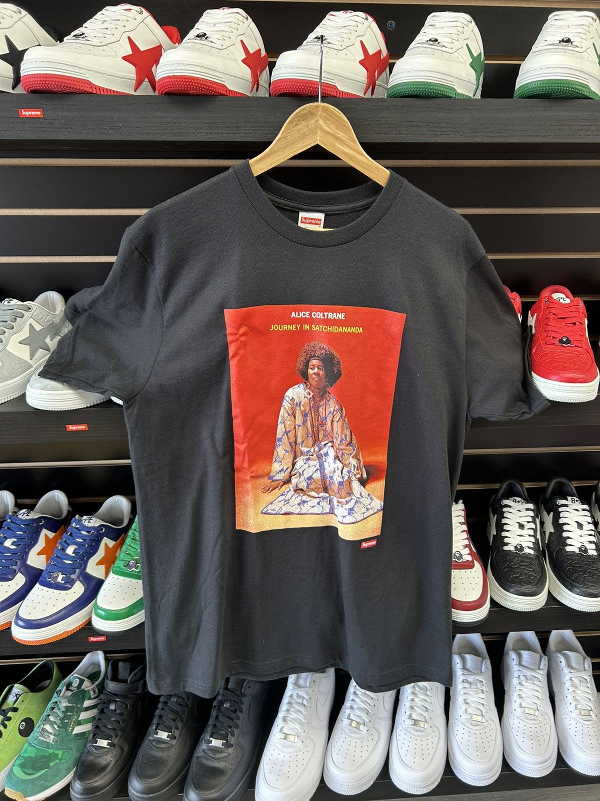 Supreme Supreme x Alice Coltrane T-shirt Size US M / EU 48-50 / 2 - 1 Thumbnail