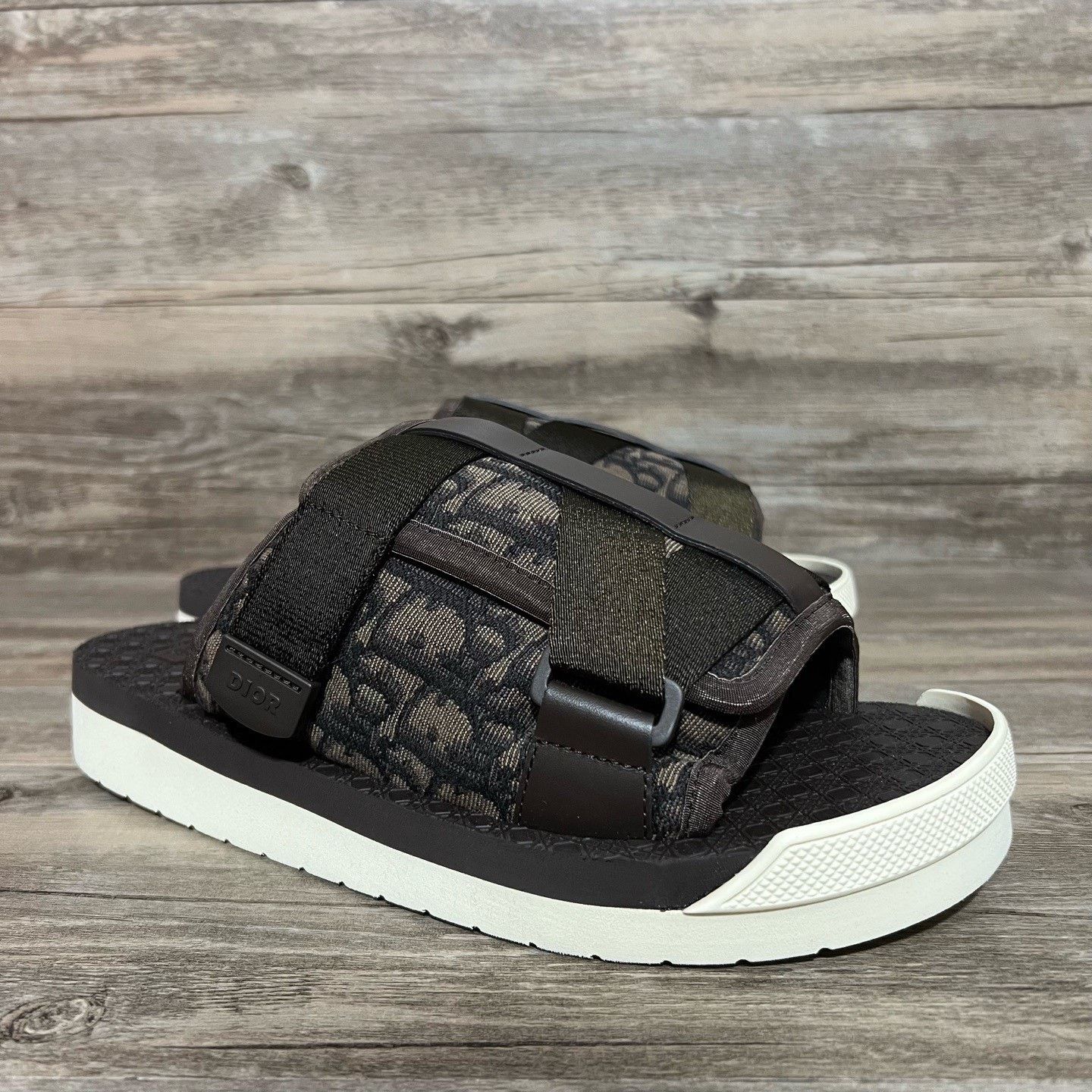Dior Dior Green Sandals 40 Men Size US 7.5 / EU 40-41 - 1 Thumbnail
