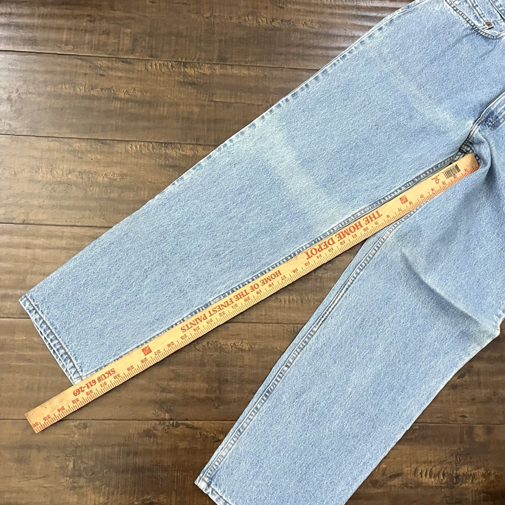 Levi's VINTAGE Levi's 550 Jeans Men 38x32 Light Blue 90s Relaxed Straight Denim Casual Size US 38 / EU 54 - 7 Thumbnail