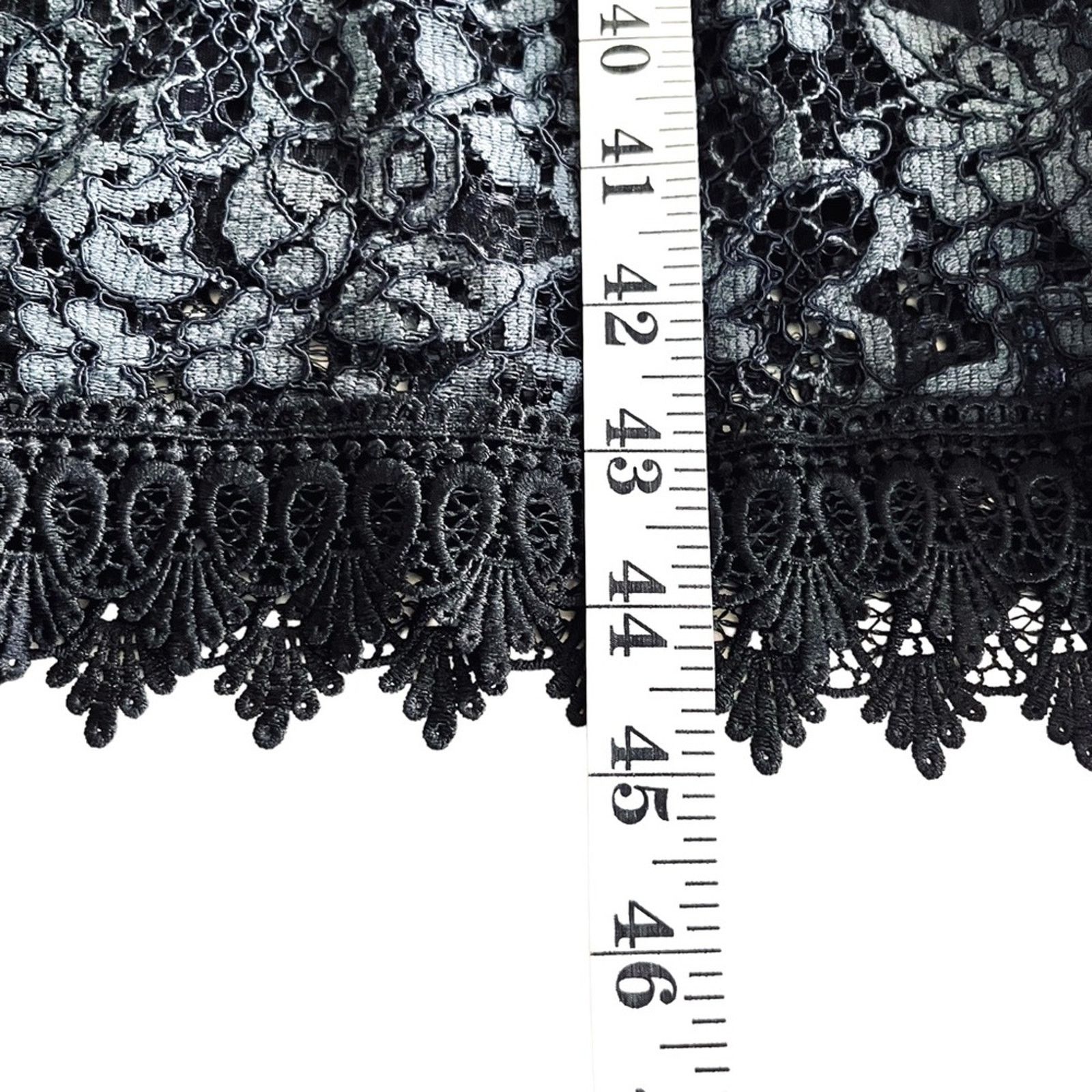 Zara green black contrasting lace dress size Large -  threedaughtersproperties.com