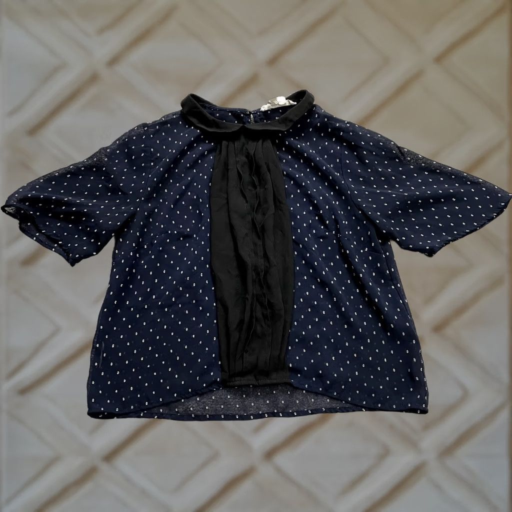 Bcbgmaxazria BCBGMAXAZRIA Blouse Top XS Blue Polka Dot 3/4 Sleeve Peter Pan Collared Silk Knit Ruffle Women Clothing Size XS / US 0-2 / IT 36-38 - 1 Thumbnail